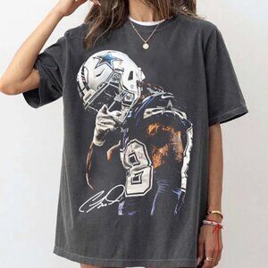 CeeDee Lamb T-Shirt – Vintage Oversized Sport Tee for Football Fans